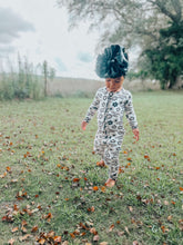 Load image into Gallery viewer, Daddy's Girl Ribbed Bamboo Sleeper