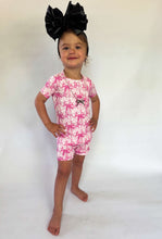 Load image into Gallery viewer, Blooming Bows Bamboo Short Set