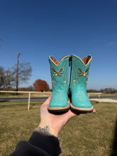 Load image into Gallery viewer, Turquoise Bow Tanner Mark Boots
