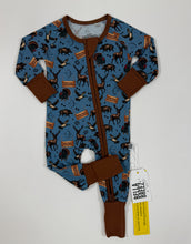 Load image into Gallery viewer, BLUE Bella-Breez Hunting Club Bamboo Sleeper READ DESCRIPTION (FINAL SALE)