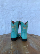 Load image into Gallery viewer, Turquoise Bow Tanner Mark Boots