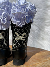 Load image into Gallery viewer, Black Bow Tanner Mark Boots