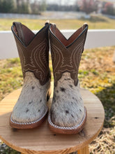Load image into Gallery viewer, The Beau (brown) Cowhide Tanner Mark Boots
