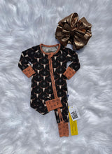 Load image into Gallery viewer, Ranch N Rust Bamboo Sleeper