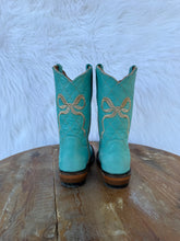 Load image into Gallery viewer, Turquoise Bow Tanner Mark Boots