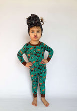 Load image into Gallery viewer, TEAL Bella-Breez Hunting Club Bamboo Set (FINAL SALE)