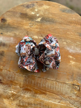 Load image into Gallery viewer, Printed 7.5 inch bedazzled hair bows