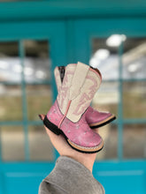 Load image into Gallery viewer, Bubblegum Pink Tanner Mark Boots