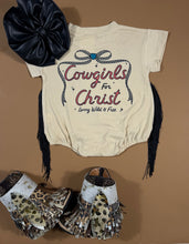 Load image into Gallery viewer, Cowgirls For Christ bubble/crewneck