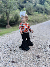 Load image into Gallery viewer, Basic but Bold Double Bell Bottoms