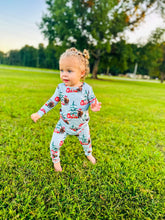 Load image into Gallery viewer, Moo-ey Christmas Bamboo set (FINAL SALE)