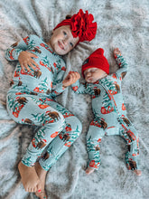 Load image into Gallery viewer, Moo-ey Christmas Bamboo set (FINAL SALE)