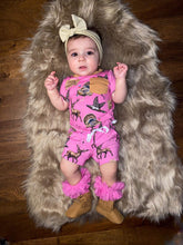 Load image into Gallery viewer, Pink Hunting Bamboo Short Set