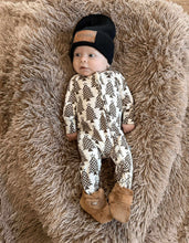 Load image into Gallery viewer, Christmas Tree Farm Bamboo Sleeper