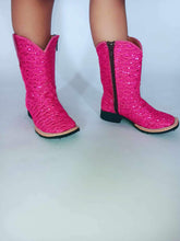 Load image into Gallery viewer, Fuchsia Tanner Mark Boots
