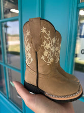 Load image into Gallery viewer, Tan with floral boots
