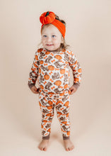 Load image into Gallery viewer, Howdy Pumpkin Bamboo Set (FINAL SALE) SIZES 18/24M, 4YR, 6YR
