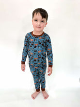 Load image into Gallery viewer, BLUE Bella-Breez Hunting Club Bamboo Set (FINAL SALE)