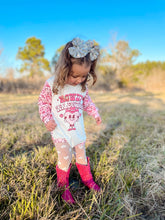 Load image into Gallery viewer, Fuchsia Tanner Mark Boots