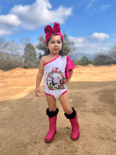 Load image into Gallery viewer, Fuchsia Tanner Mark Boots