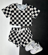Load image into Gallery viewer, Black &amp; Off White Checkered Set
