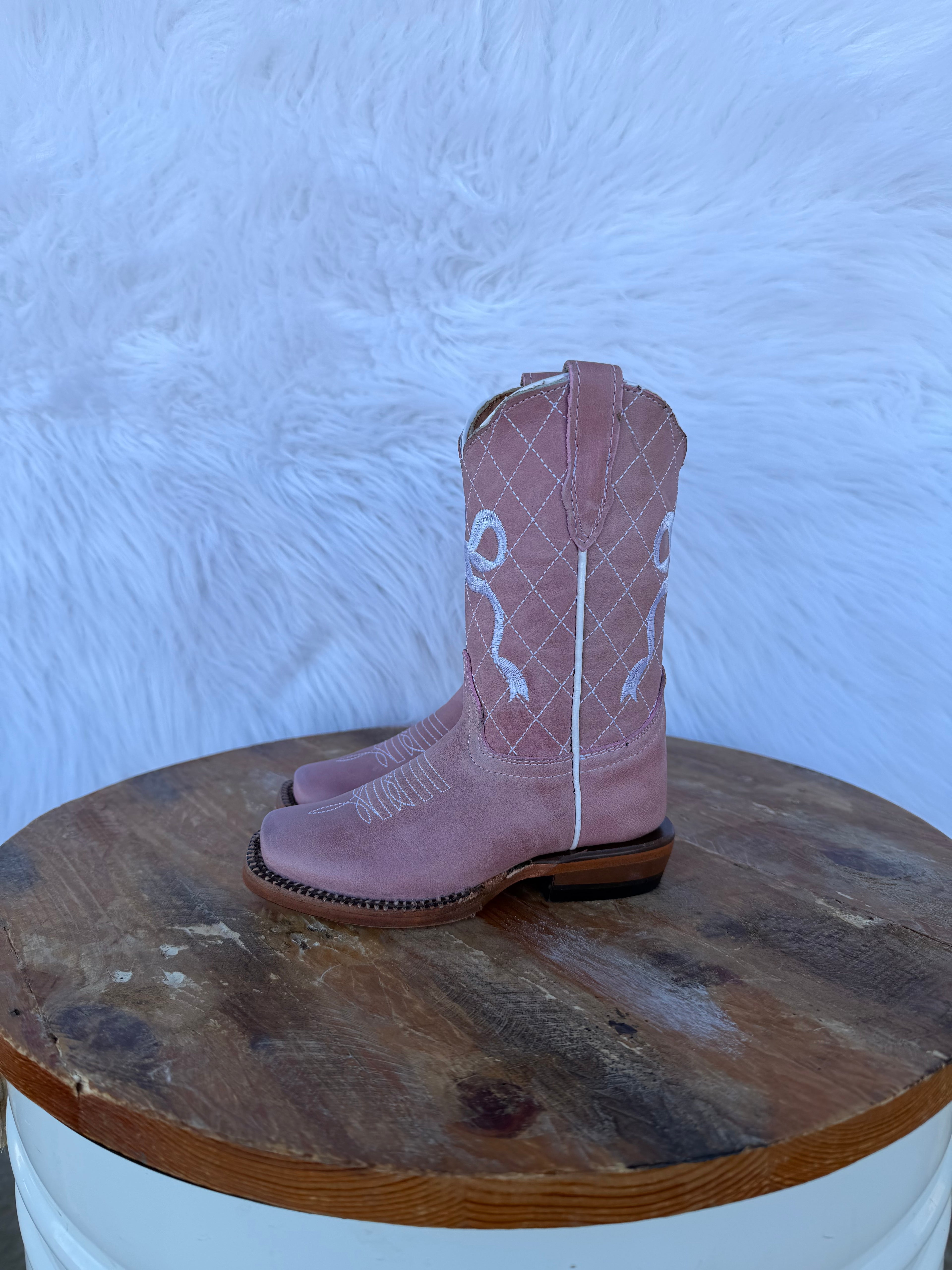 Dusty Rose Bow Tanner Mark Boots