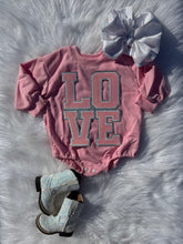 Load image into Gallery viewer, Light Pink Valentines Day Patch Bubble Rompers
