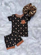 Load image into Gallery viewer, Ranch N Rust Bamboo Short Set
