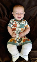 Load image into Gallery viewer, Wild West Checkers Bamboo Short Set
