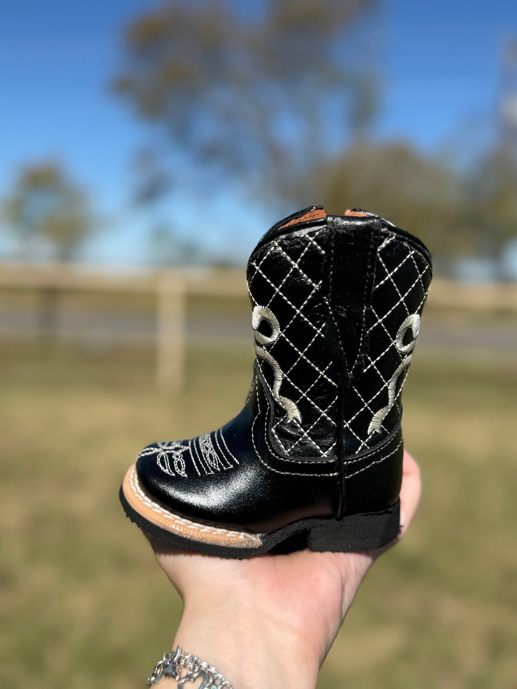 Black Bow Tanner Mark Boots