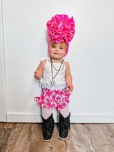 Load image into Gallery viewer, Pink Squash Blossom Shorties (FINAL SALE)
