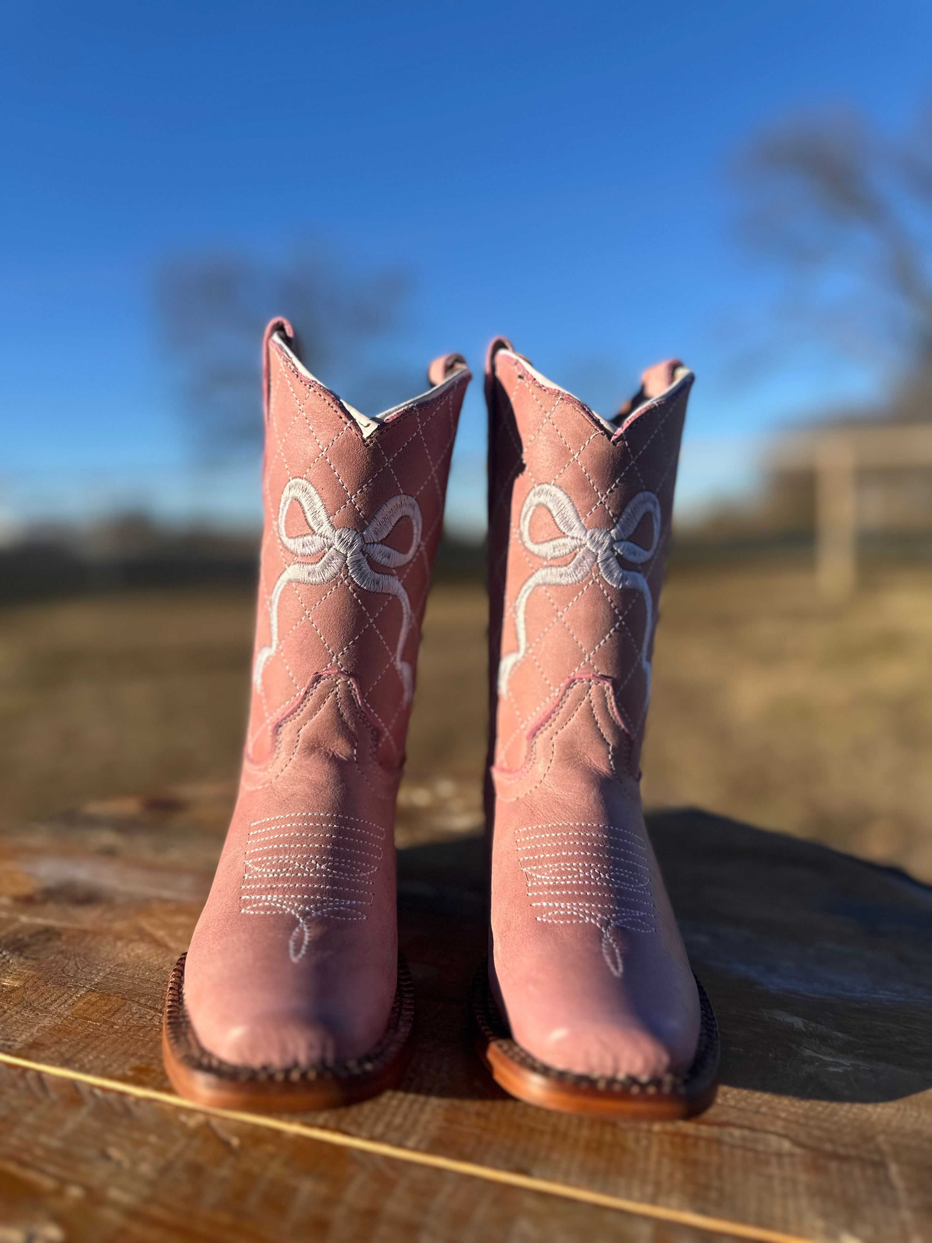 Dusty Rose Bow Tanner Mark Boots