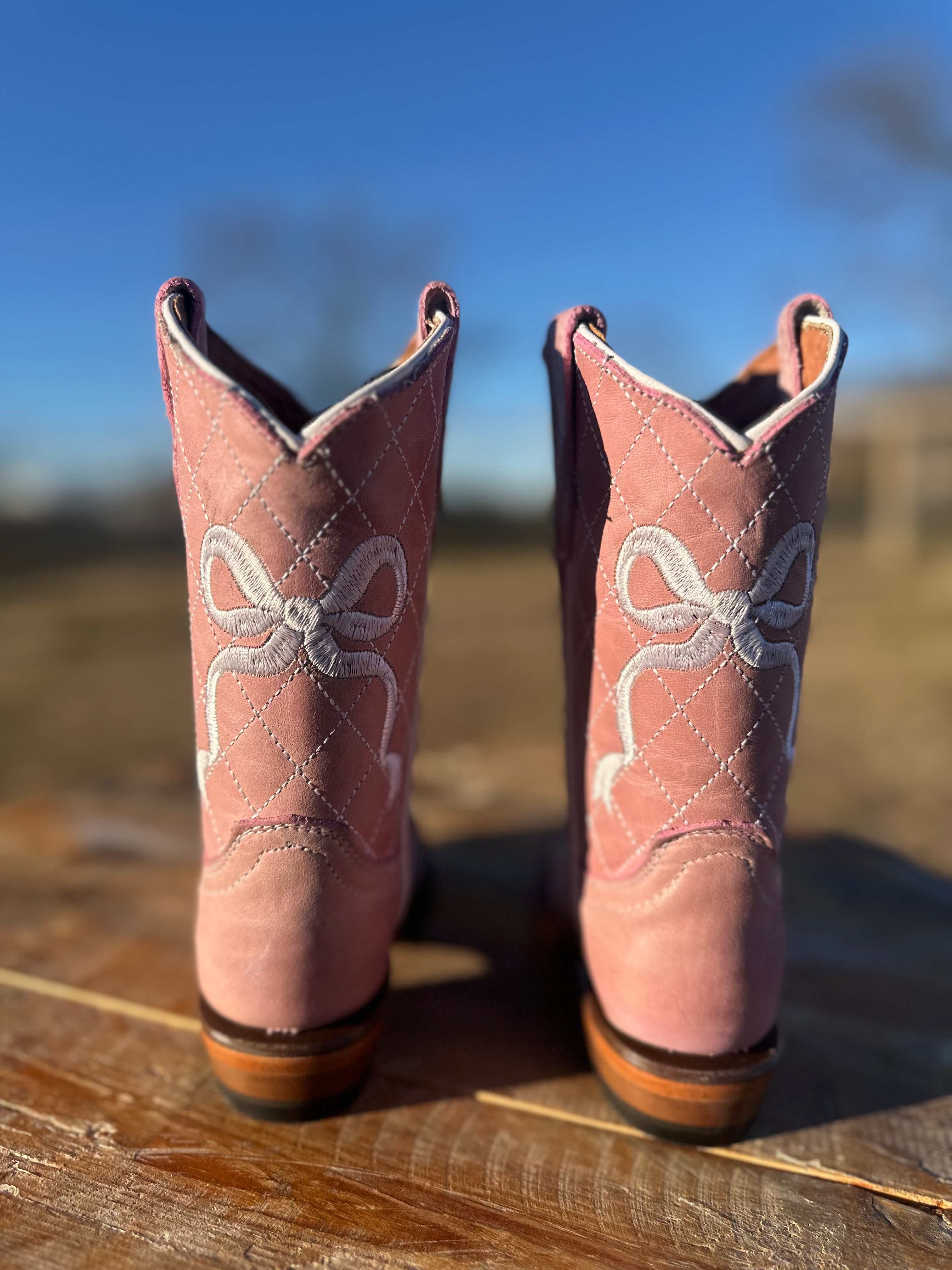 Dusty Rose Bow Tanner Mark Boots