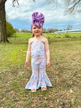 Load image into Gallery viewer, Spring Coquette Bell Jumper
