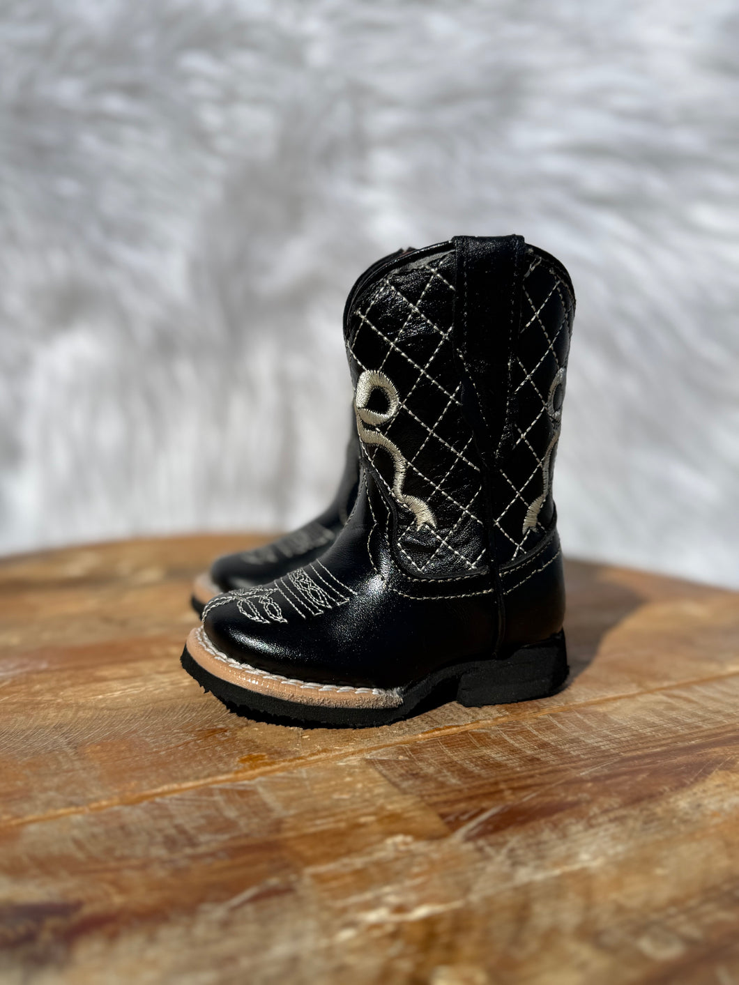 Black Bow Tanner Mark Boots