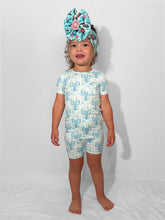Load image into Gallery viewer, Blue Ribbon Dreams Bamboo Short Set
