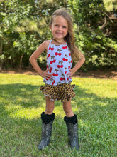 Load image into Gallery viewer, Cheetah Shorties
