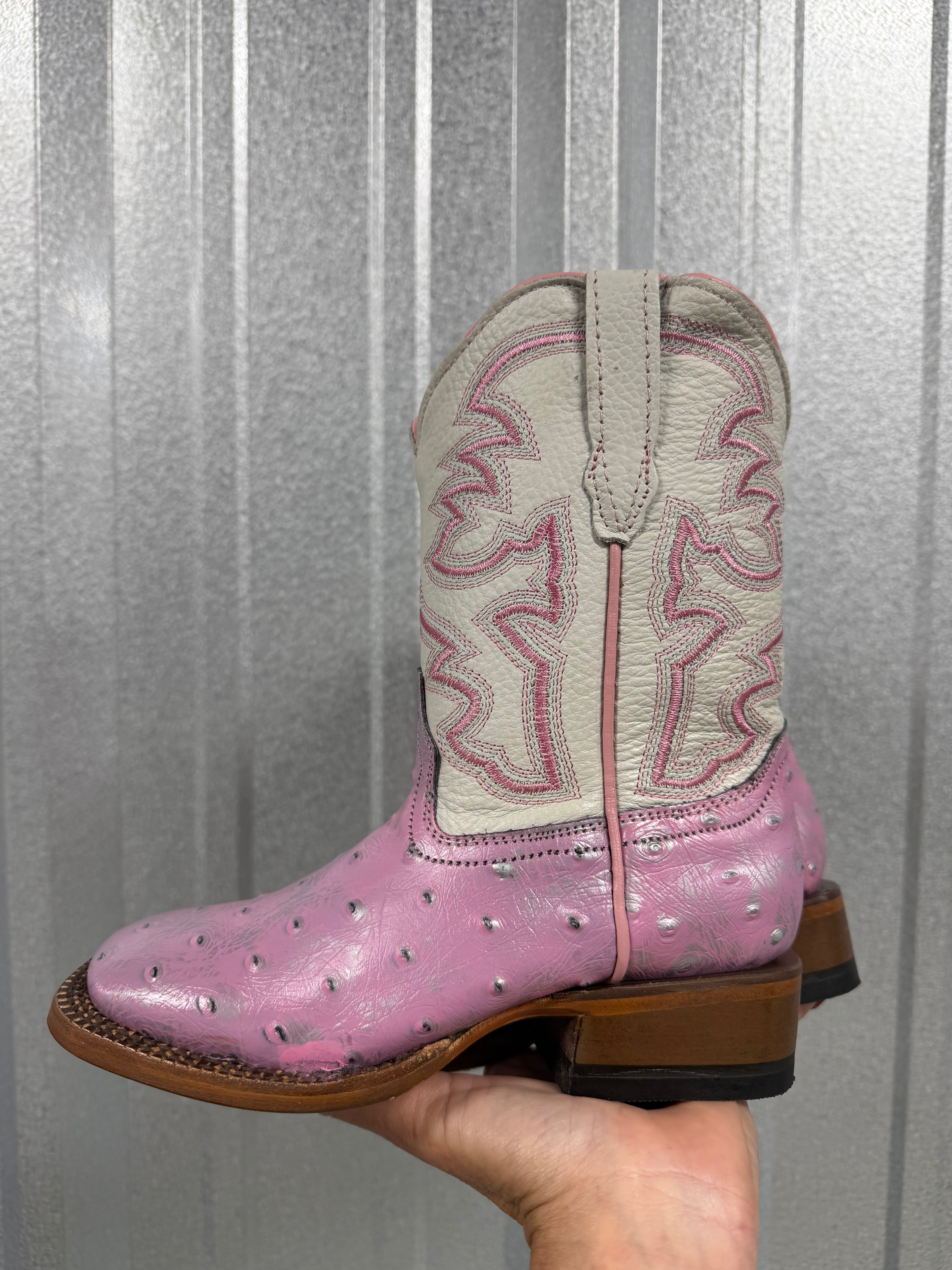 Bubblegum Boots