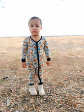 Load image into Gallery viewer, Bat To The Bone Bamboo Sleeper (FINAL SALE) SIZES NB, 3/6M, 6/12M
