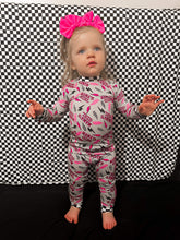 Load image into Gallery viewer, Mama&#39;s Girl Bamboo Set
