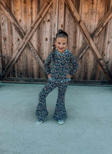 Load image into Gallery viewer, Camo Ruffled Set
