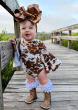 Load image into Gallery viewer, Cow Print Bell Sleeve Leo/Top
