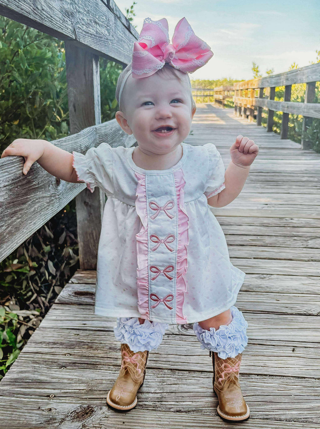 Tan Bow Tanner Mark Boots