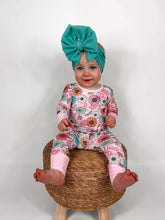Load image into Gallery viewer, Floral Cowgirl Bamboo set (FINAL SALE)
