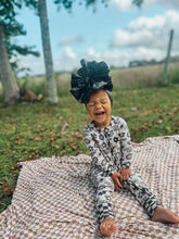 Load image into Gallery viewer, Metallic Messy Headwraps
