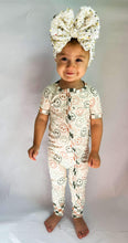 Load image into Gallery viewer, Rad Smiles Bamboo Short Sleeve Sleeper
