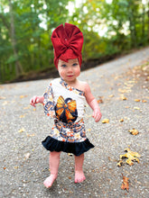 Load image into Gallery viewer, Coquette Bows &amp; Pumpkins Skort
