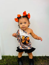 Load image into Gallery viewer, Coquette Bows &amp; Pumpkins Skort
