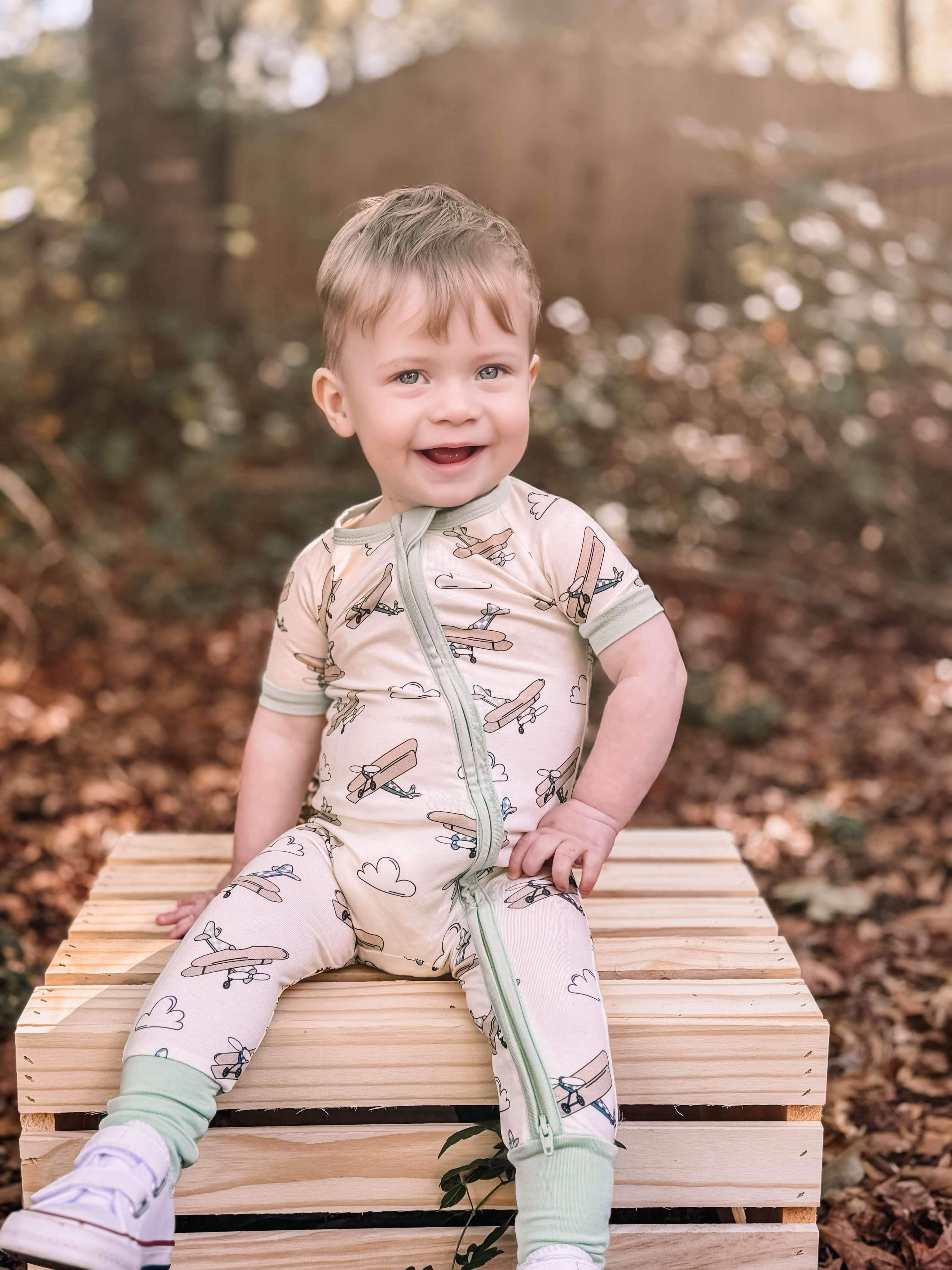 Airplane Bamboo Short Sleeve Sleeper (FINAL SALE)