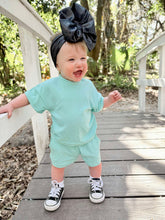 Load image into Gallery viewer, Kids mint green short set
